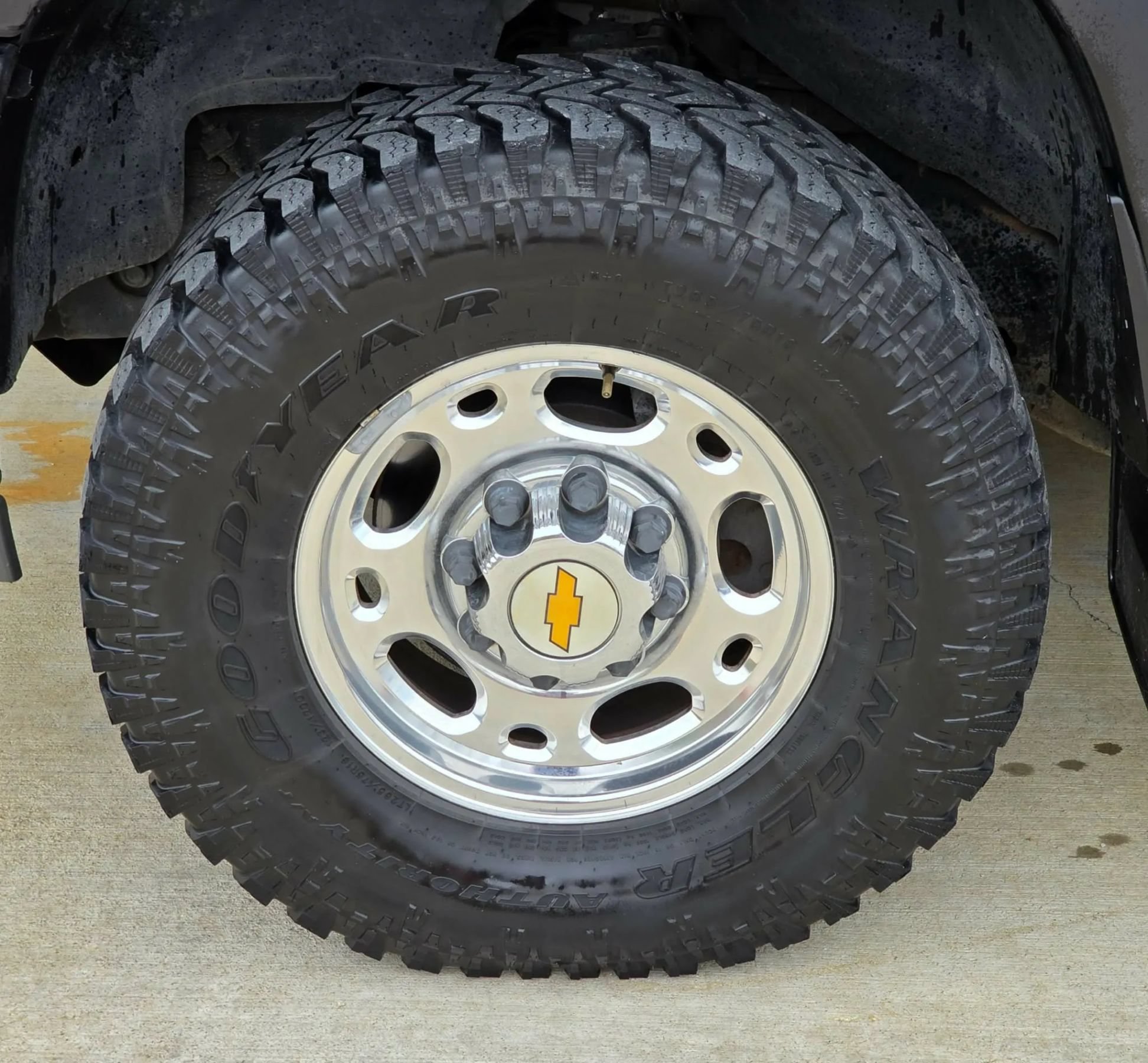 Used 2001 Chevrolet Silverado 2500 LS RWD image 28