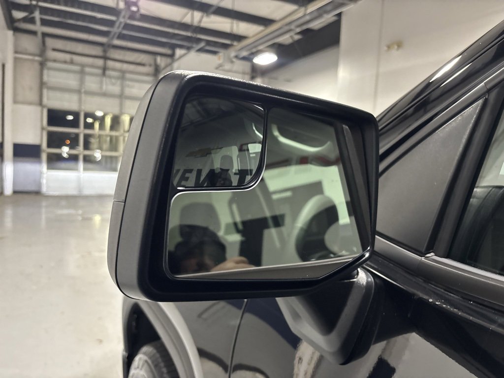 New 2026 GMC Sierra 1500 Elevation image 9