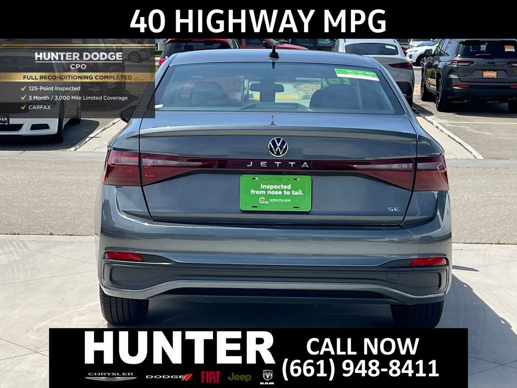 Used 2026 Volkswagen Jetta SE FWD image 6