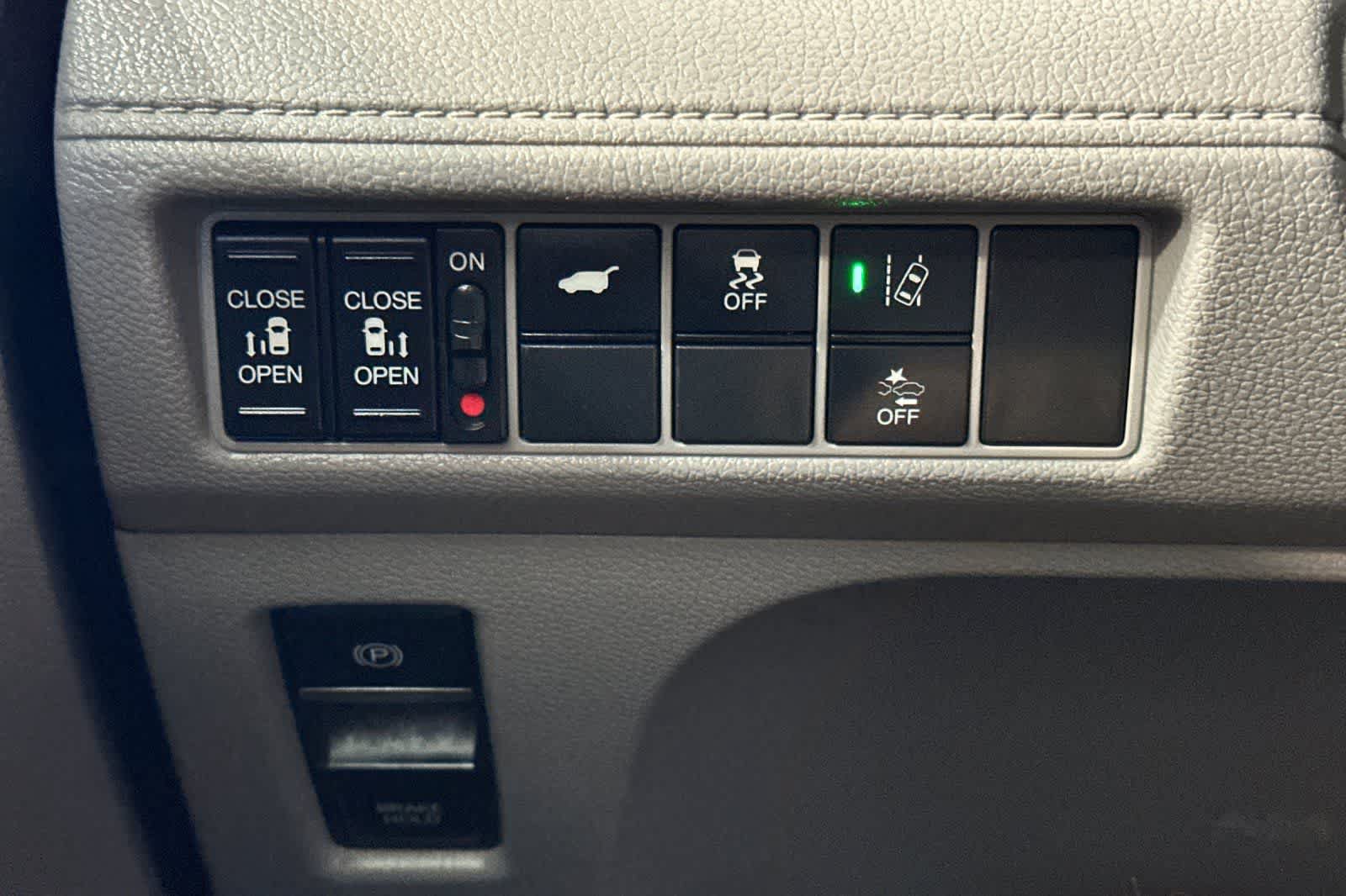 Used 2018 Honda Odyssey EX-L image 33