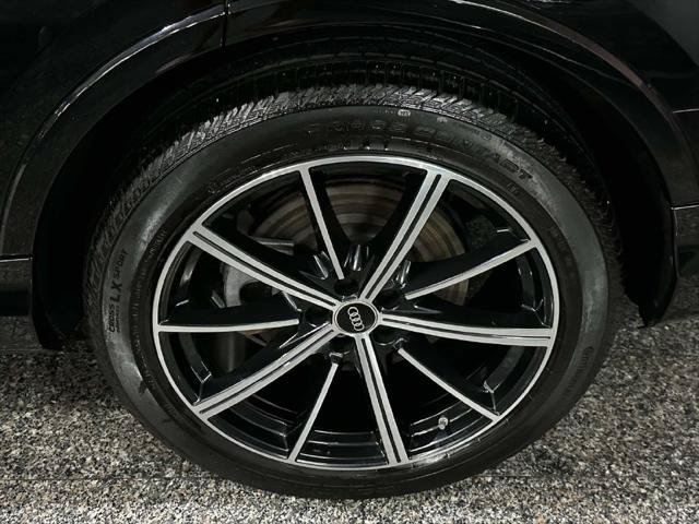 Used 2023 Audi Q7 3.0T Prestige w/ Prestige Package AWD/4WD image 9