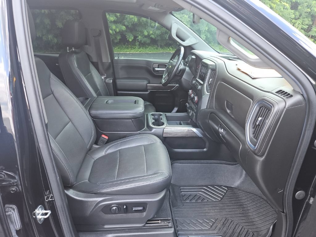Used 2020 Chevrolet Silverado 1500 LTZ w/ LTZ Convenience Package AWD/4WD image 35