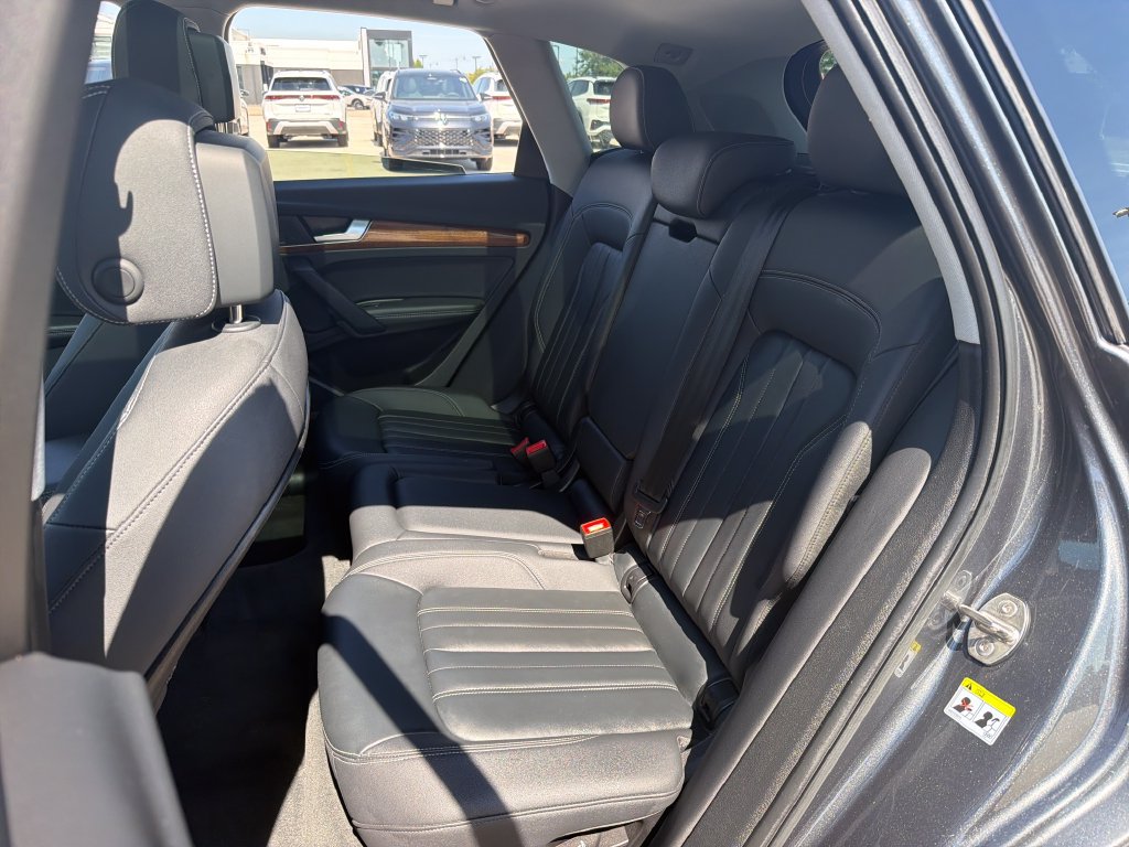 Used 2023 Audi Q5 2.0T Premium Plus w/ Premium Plus Package AWD/4WD image 23