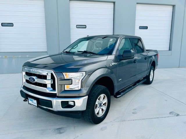 Used 2017 Ford F150 XLT image 3