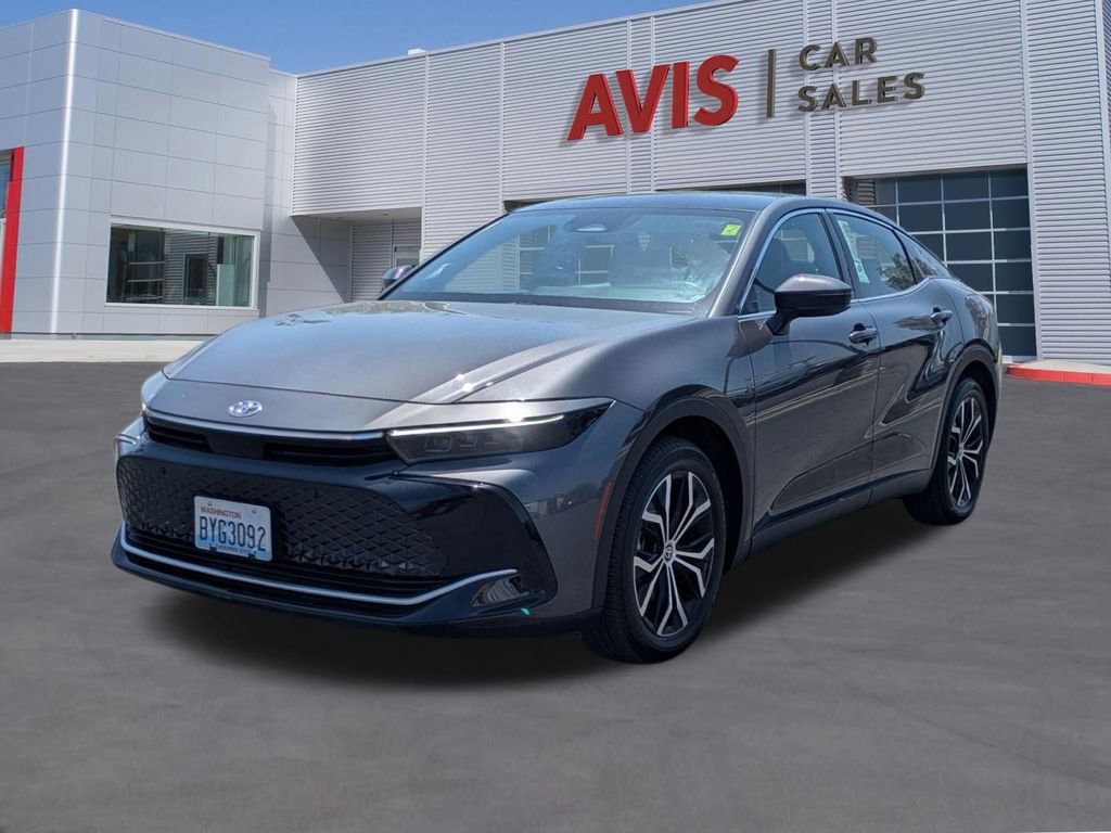 Used 2024 Toyota Crown Limited AWD/4WD image 9