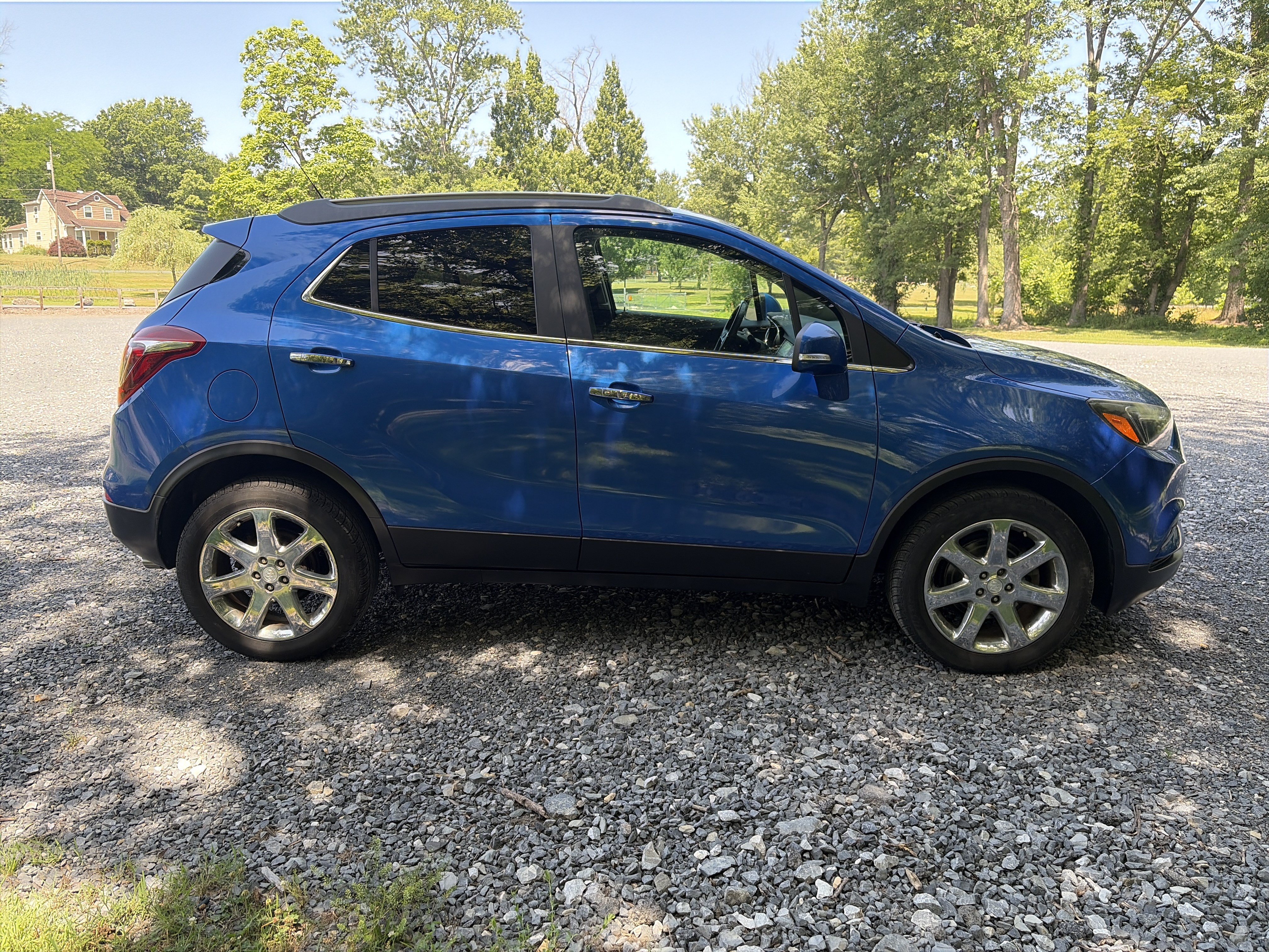 Used 2017 Buick Encore Preferred w/ Experience Buick Package AWD/4WD image 4