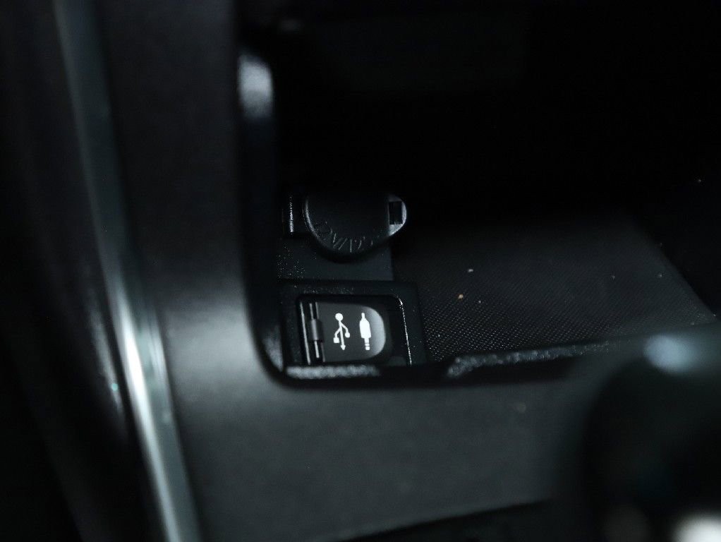 Used 2017 Toyota Camry XLE image 26