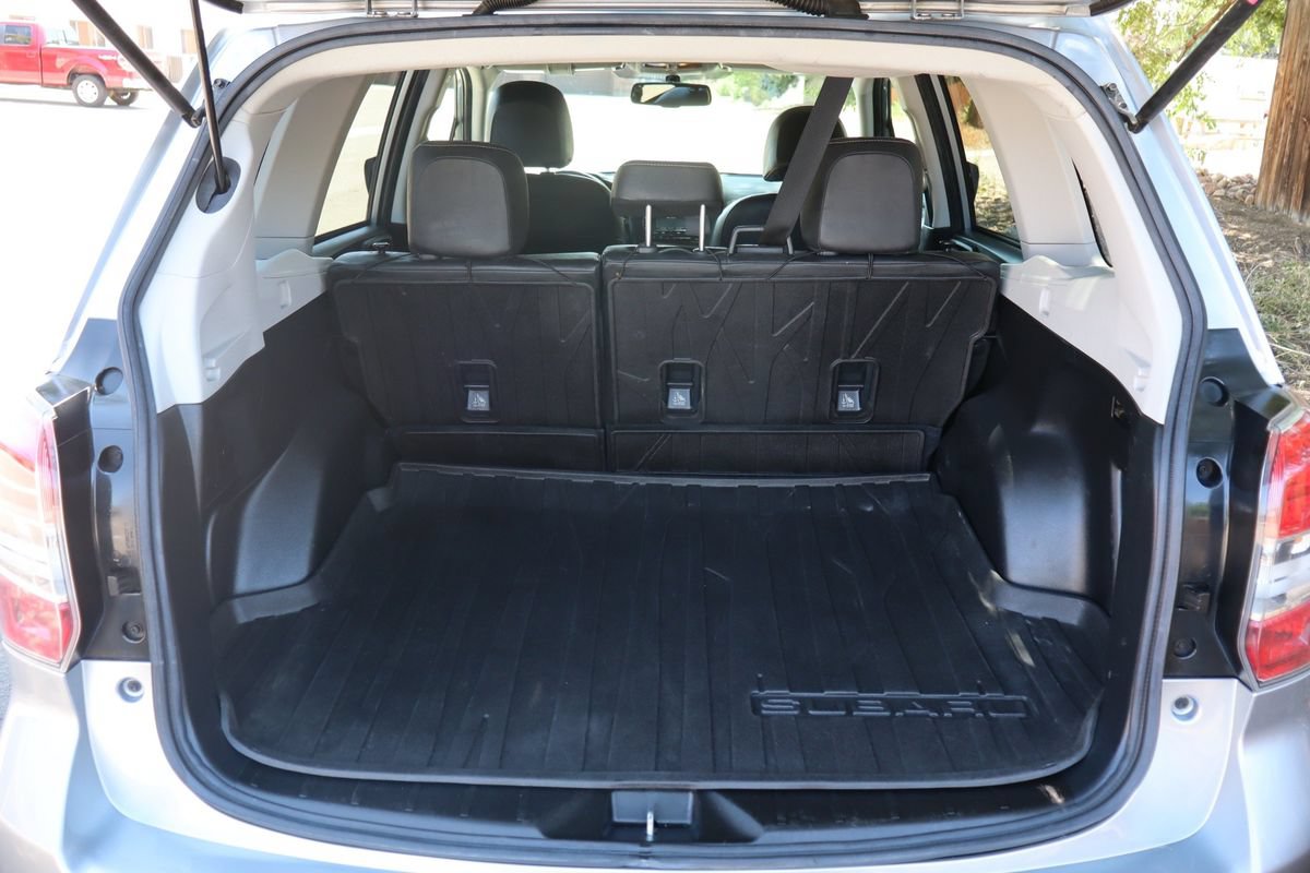Used 2015 Subaru Forester 2.5i Limited AWD/4WD image 14