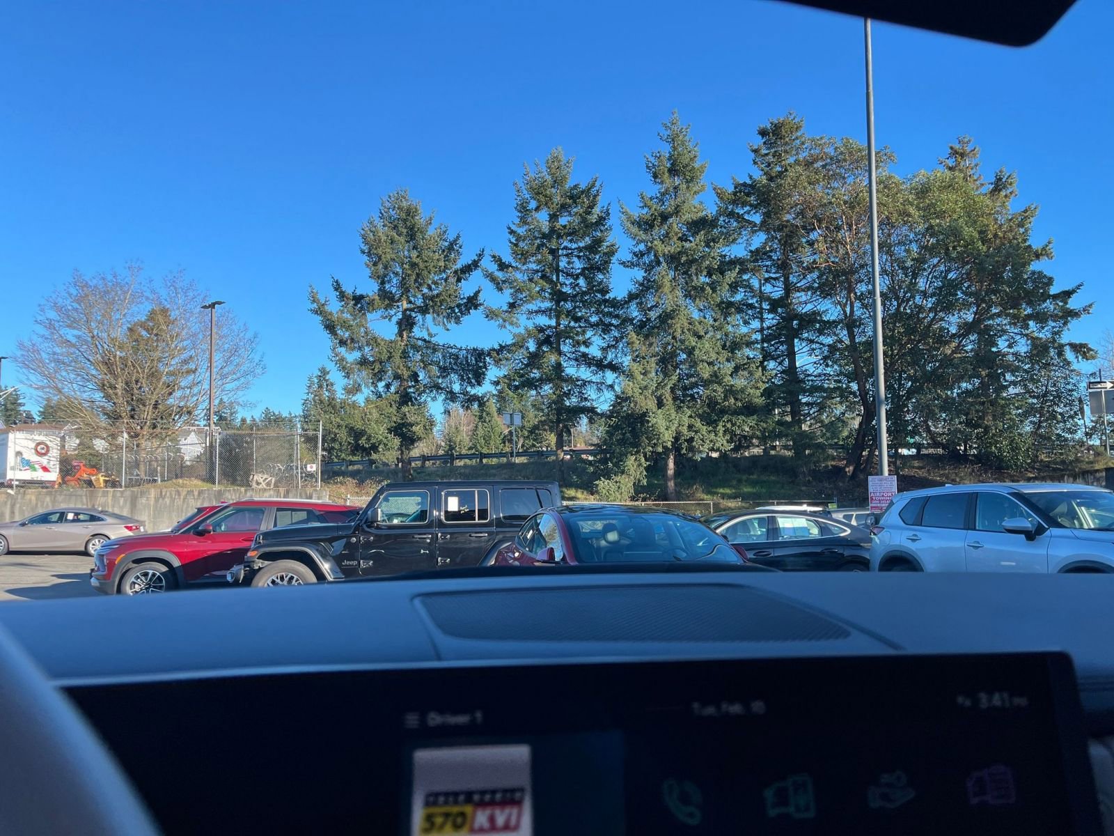 Used 2025 Hyundai Santa Fe SEL image 17