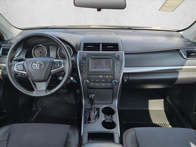 Used 2016 Toyota Camry SE FWD image 18