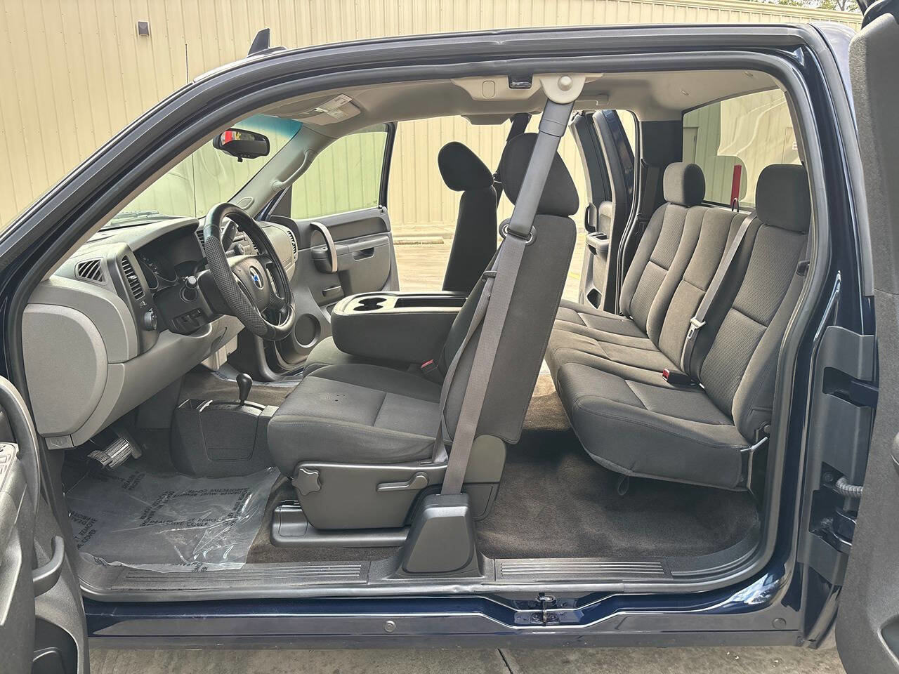 Used 2011 Chevrolet Silverado 1500 LS image 19