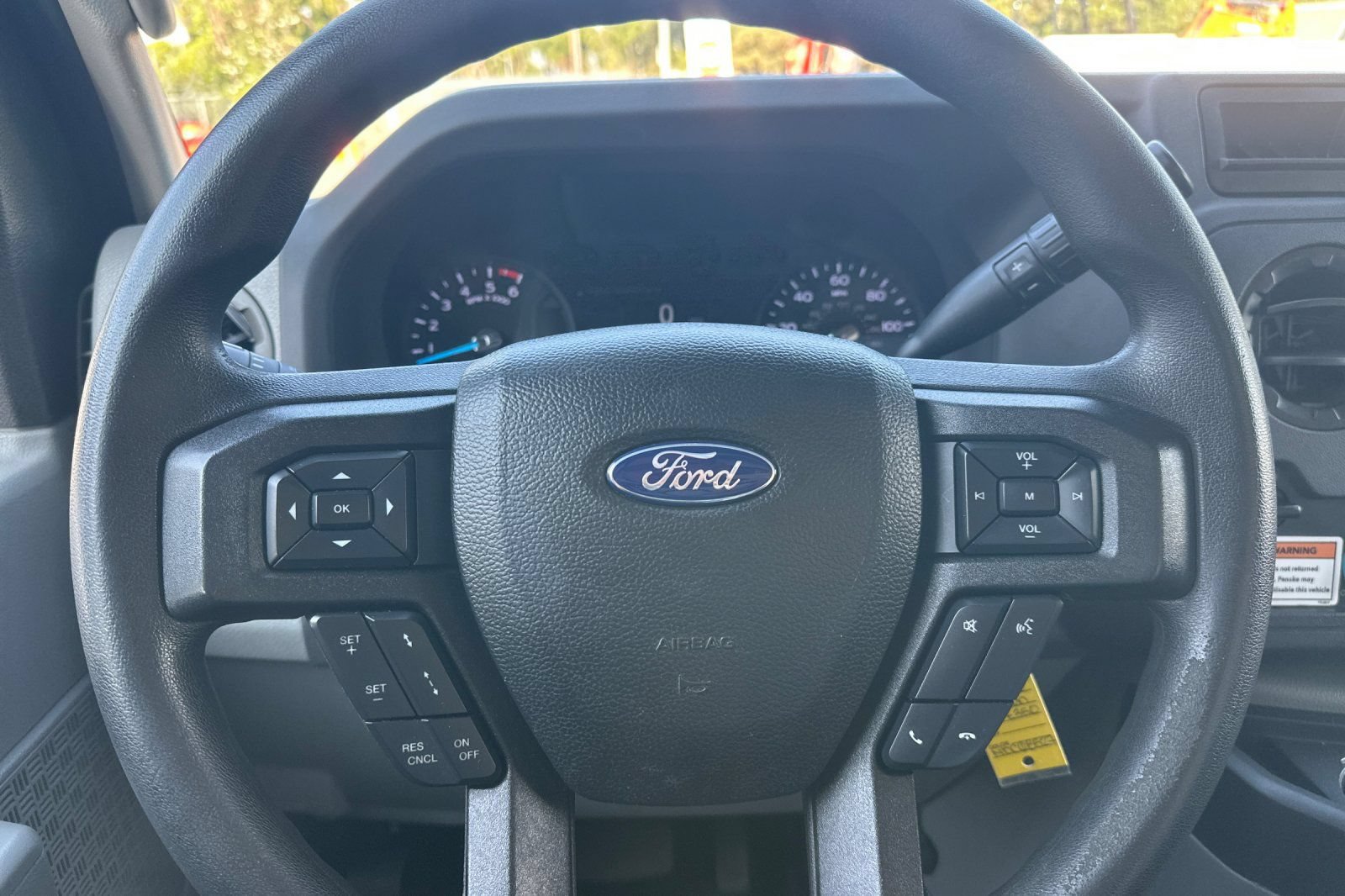 Used 2022 Ford E-350 and Econoline 350 Super Duty RWD image 21