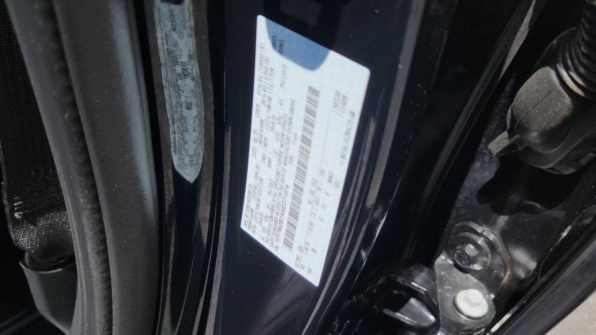 Certified 2025 Ford F250 Lariat AWD/4WD image 16