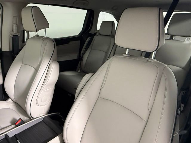 Used 2026 Honda Odyssey Touring image 31
