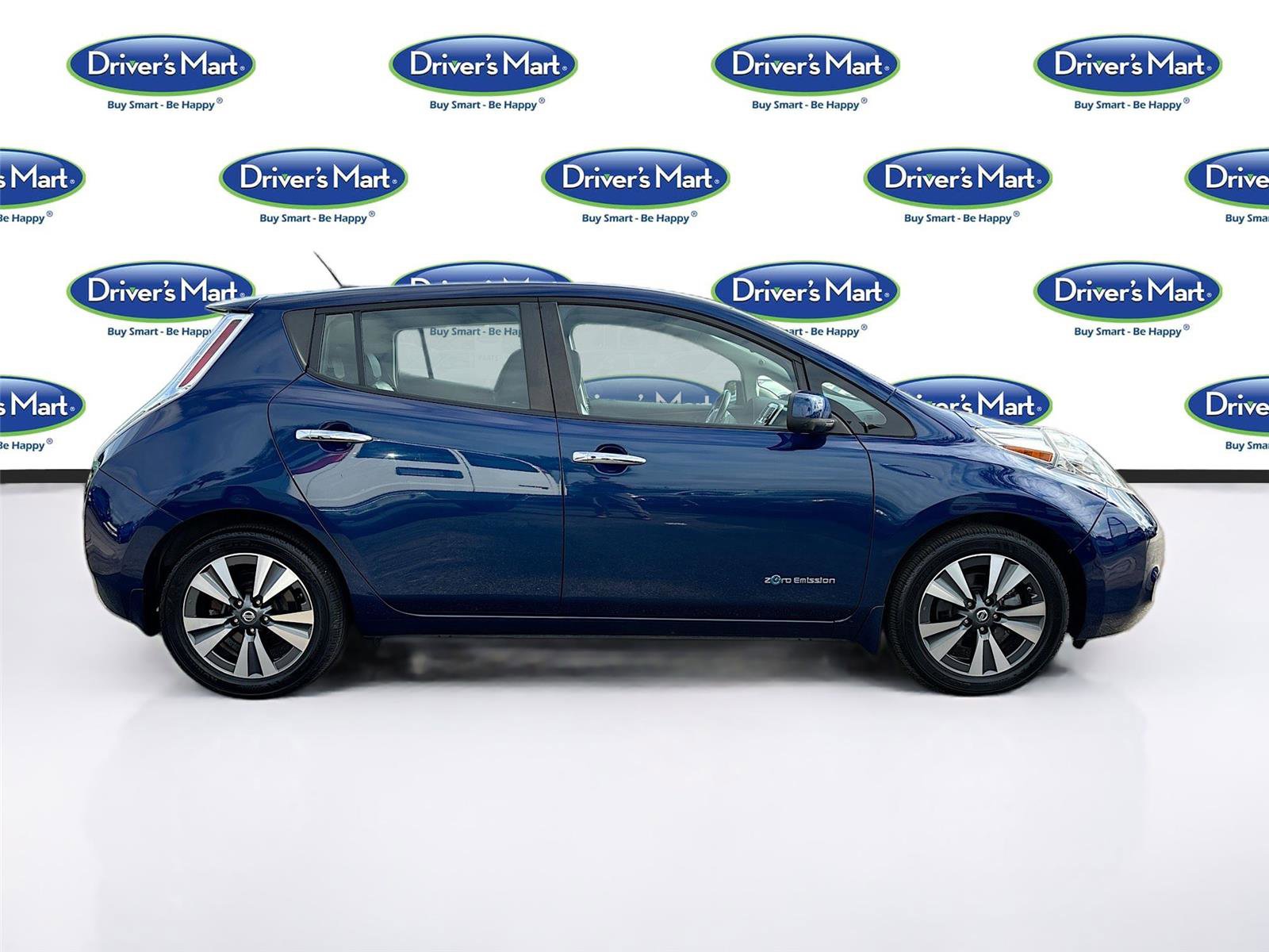 Used 2017 Nissan Leaf SL w/ Premium Package FWD image 8