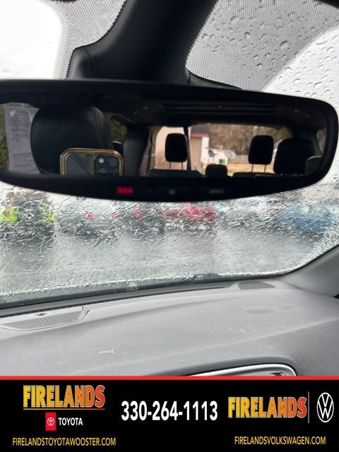 Used 2018 Chrysler Pacifica Limited image 28