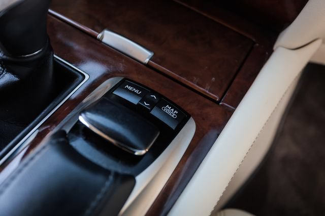Used 2014 Lexus LS 460 AWD w/ Comfort Package image 27