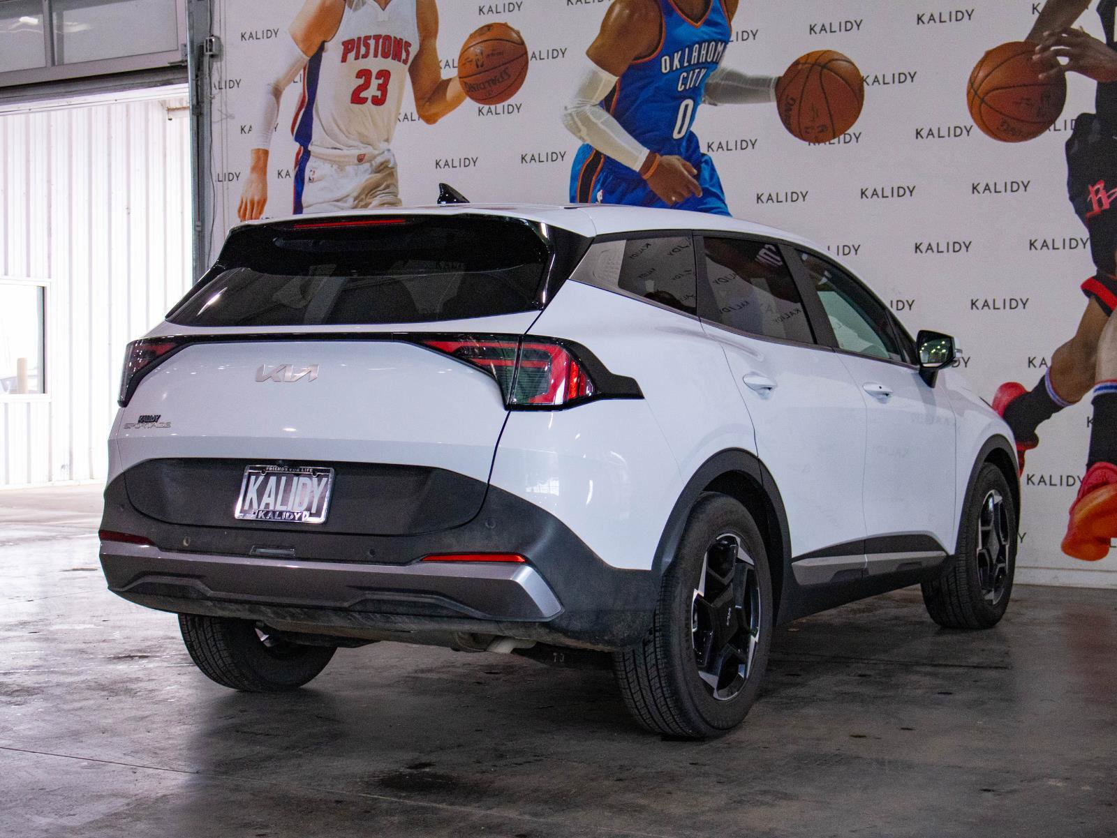 Used 2026 Kia Sportage EX FWD image 25
