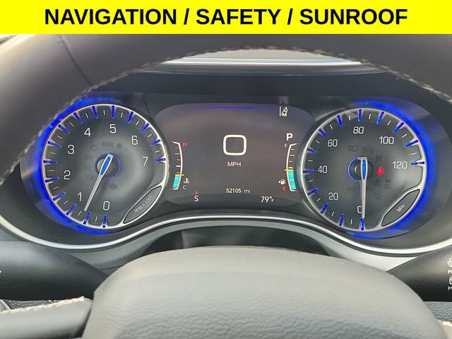 Used 2025 Chrysler Pacifica Limited FWD image 15