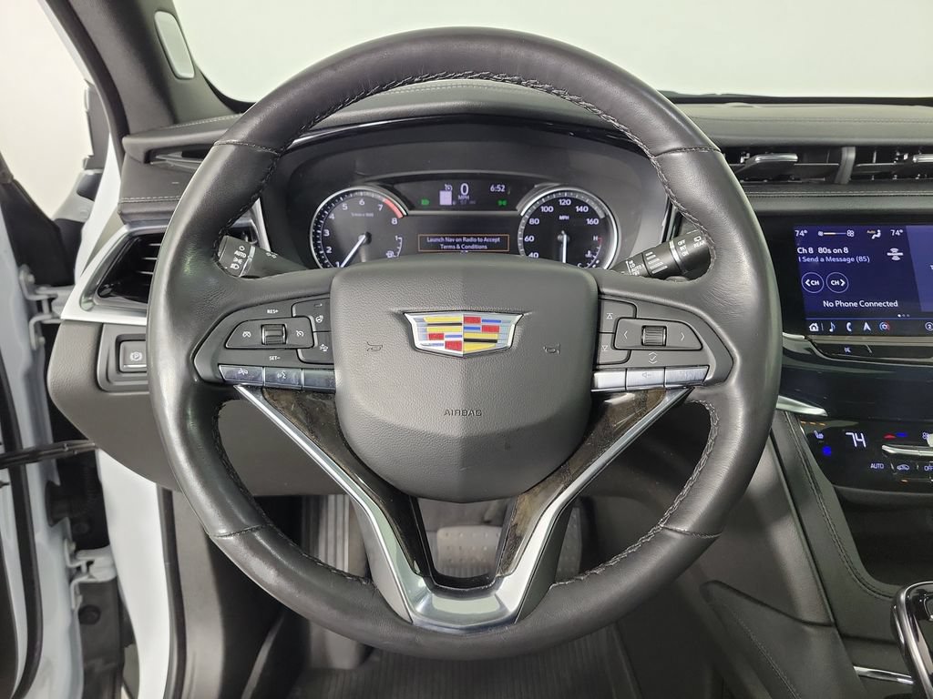 Certified 2024 Cadillac XT6 Premium Luxury w/ LPO, Floor Liner Package AWD/4WD image 23