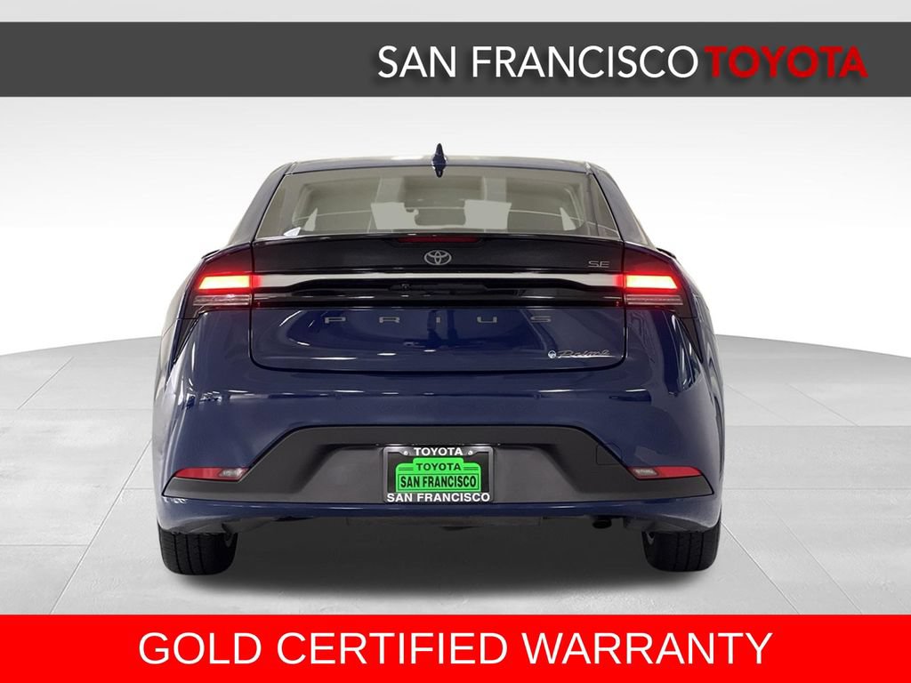 Certified 2023 Toyota Prius Prime FWD image 4