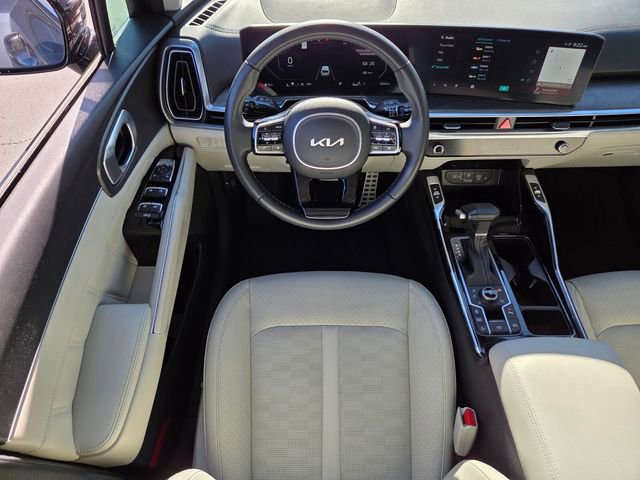 Used 2024 Kia Sorento SX image 13