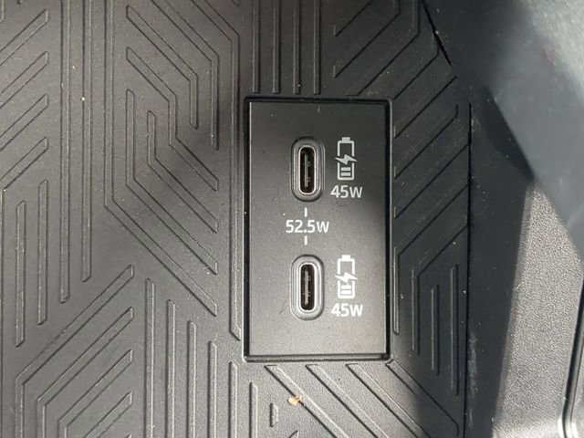 Used 2025 Toyota Tacoma SR AWD/4WD image 23