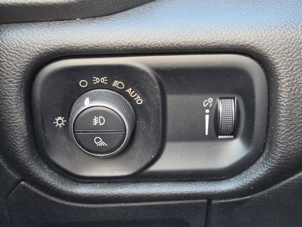 Used 2023 RAM 1500 Tradesman RWD image 16