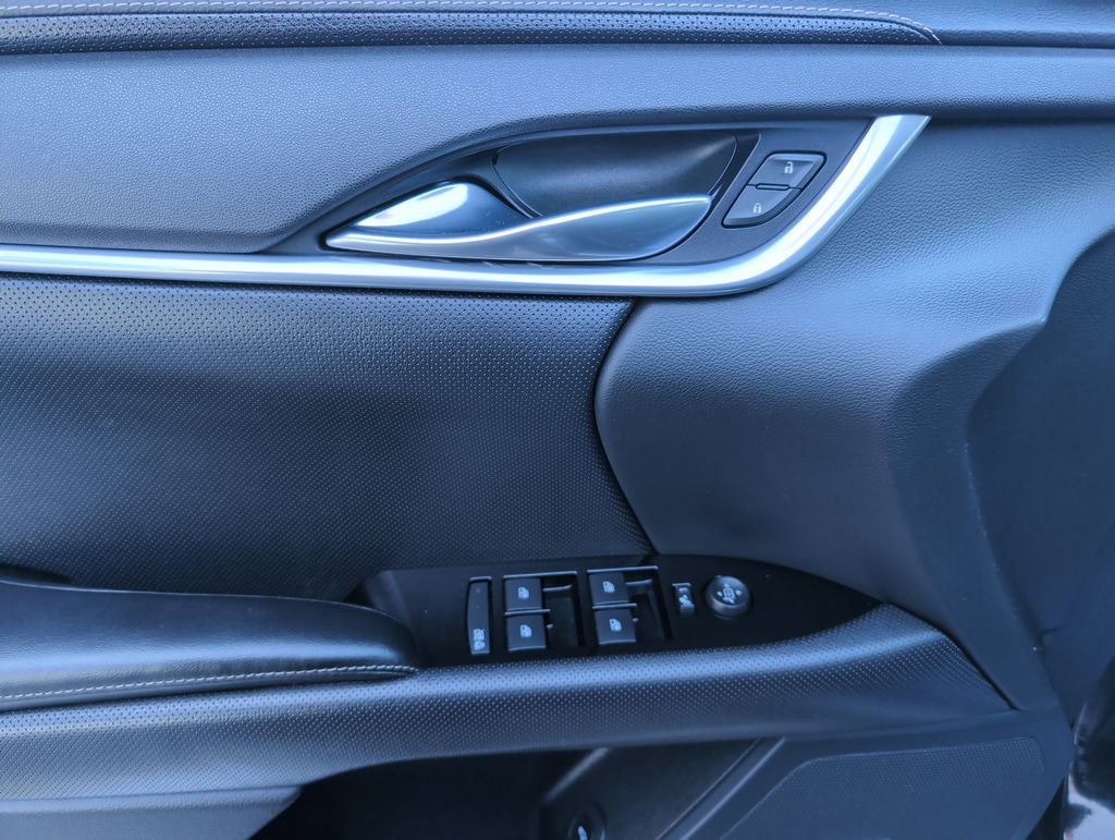 Used 2019 Cadillac XTS FWD image 10