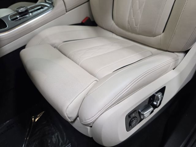 Certified 2024 BMW X5 M60i AWD/4WD image 25