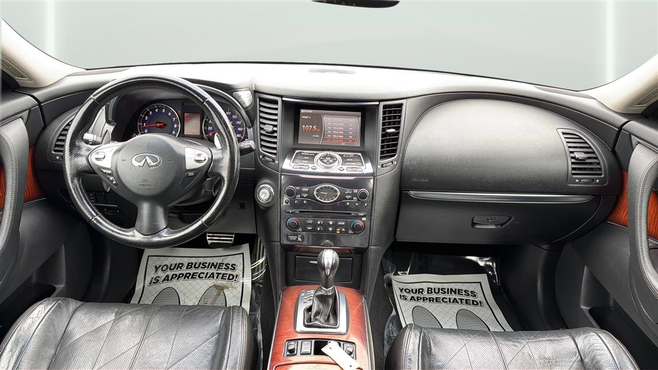Used 2009 INFINITI FX35 2WD w/ Deluxe Touring Pkg image 21