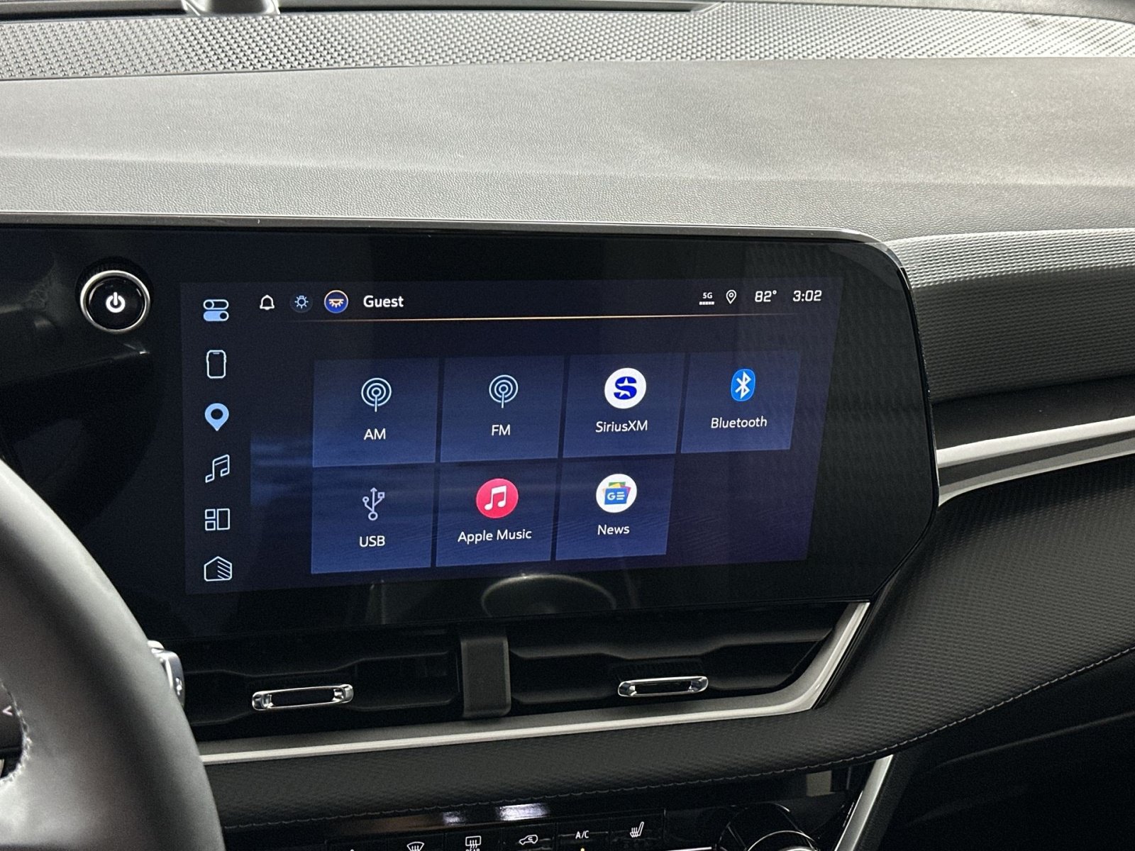 New 2027 Chevrolet Equinox LT FWD image 18