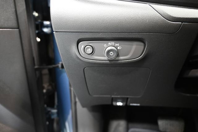 Used 2025 Buick Encore GX Sport Touring w/ Experience Buick Package image 25