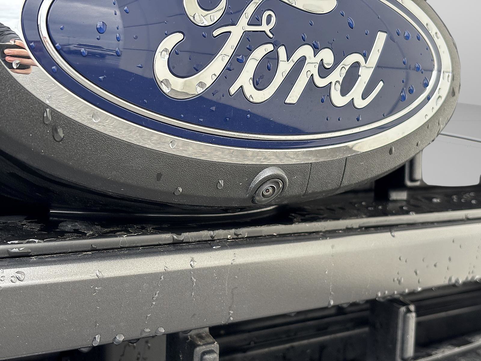 Used 2022 Ford F150 Lariat image 9