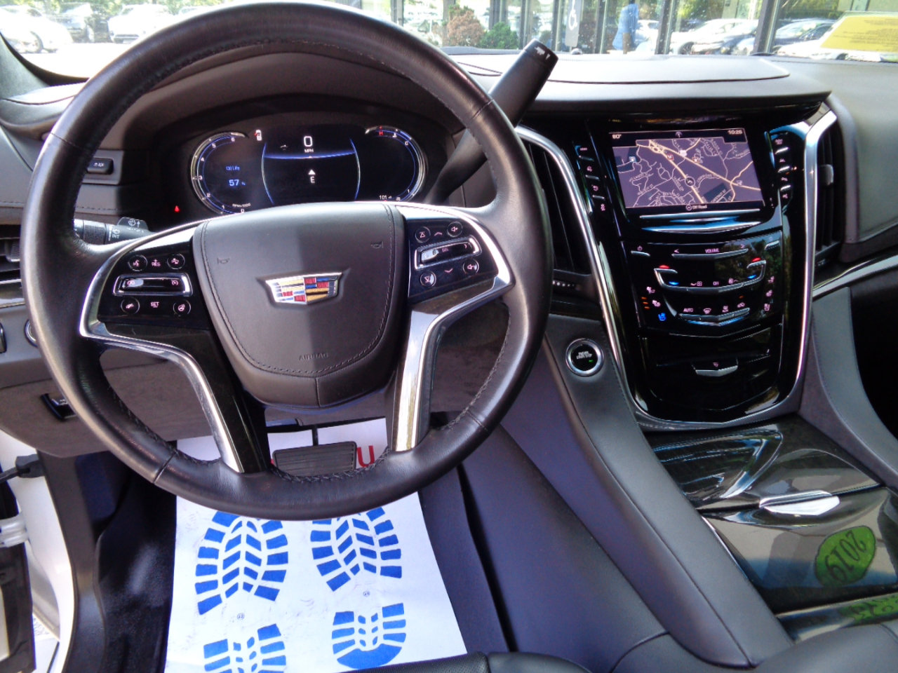 Used 2019 Cadillac Escalade ESV Platinum image 11