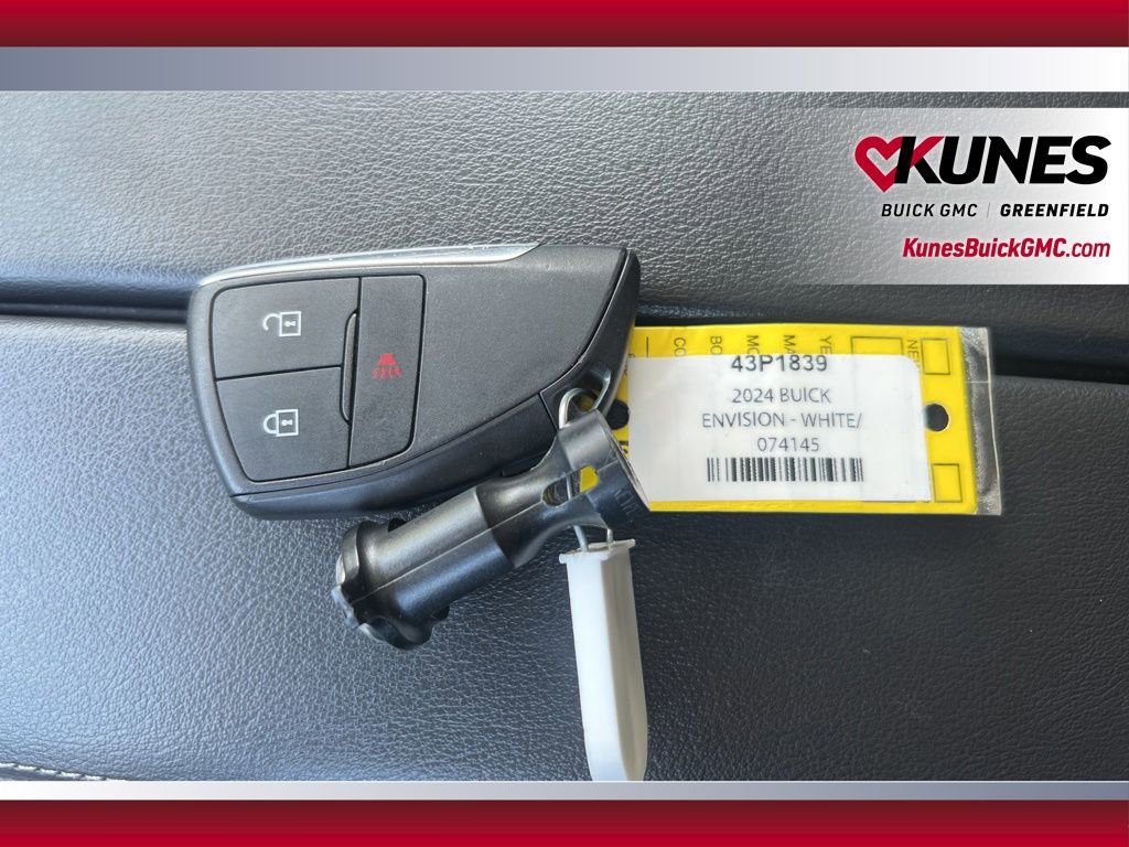 Used 2024 Buick Envision Preferred AWD/4WD image 37