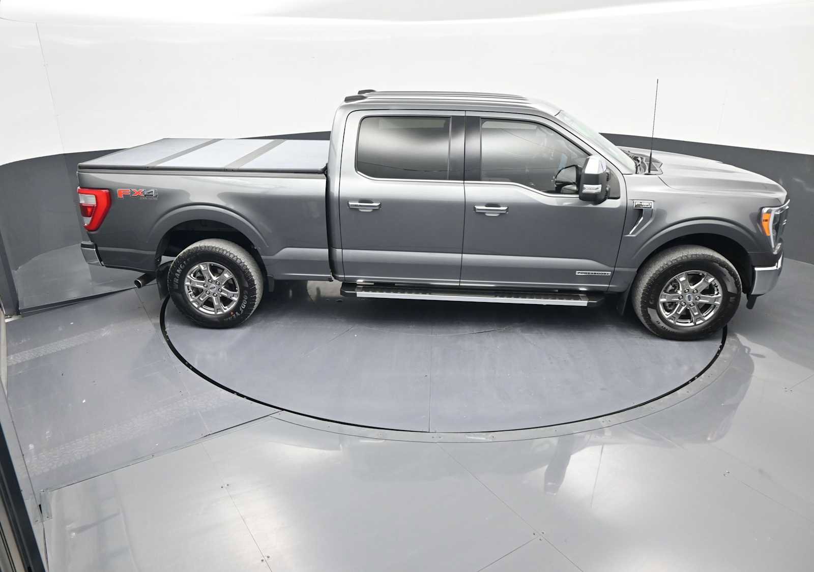 Used 2023 Ford F150 Lariat w/ Trailer Tow Package image 35