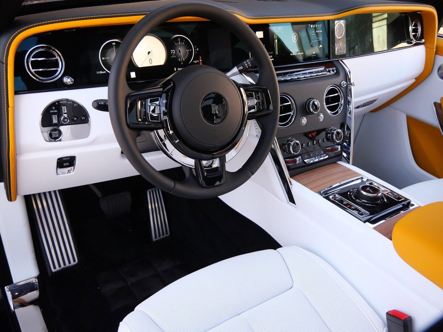 New 2026 Rolls-Royce Cullinan image 23