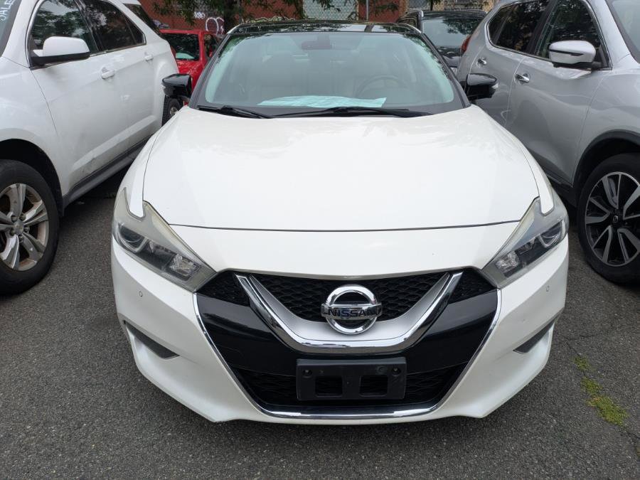 Used 2016 Nissan Maxima Platinum image 3
