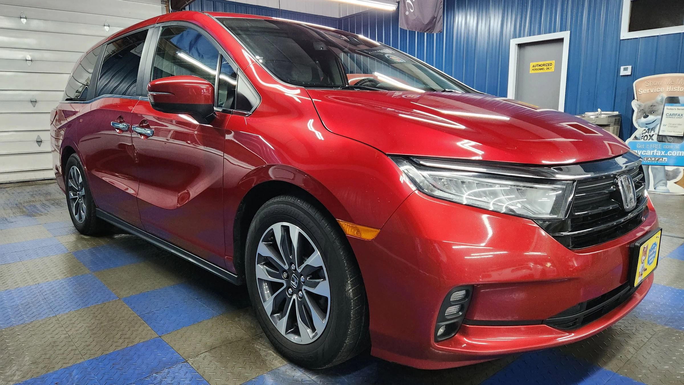Used 2021 Honda Odyssey EX-L image 2