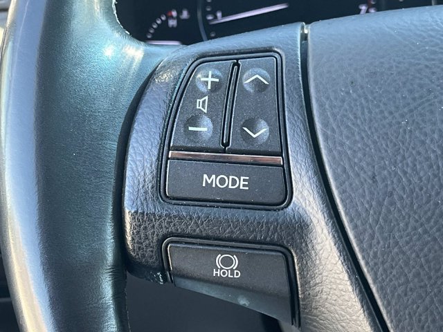 Used 2014 Lexus LS 460 w/ Comfort Package RWD image 39