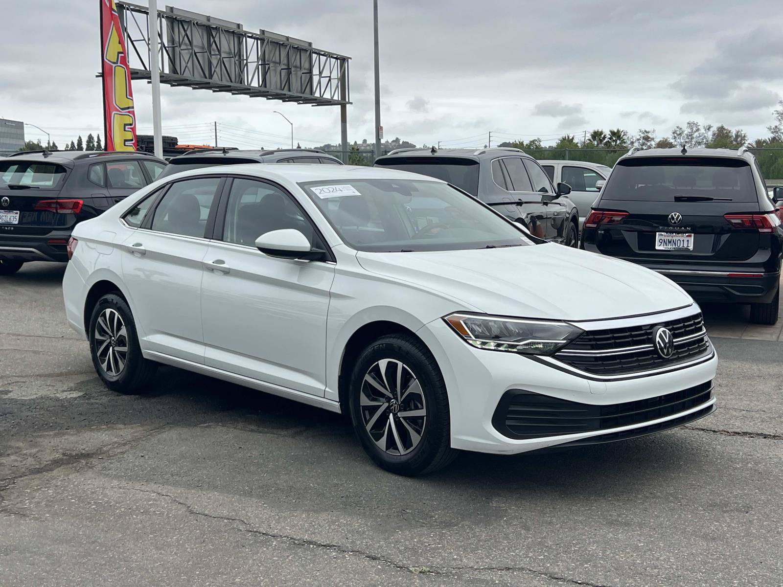 Certified 2024 Volkswagen Jetta S FWD image 25