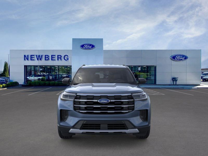 New 2026 Ford Explorer Active image 2