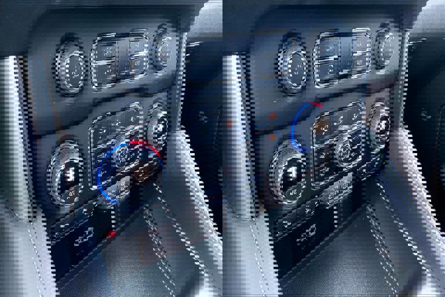 Certified 2024 Chevrolet Tahoe Z71 w/ Luxury Package image 33