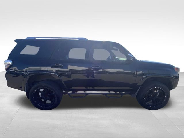 Used 2016 Toyota 4Runner SR5 RWD image 11