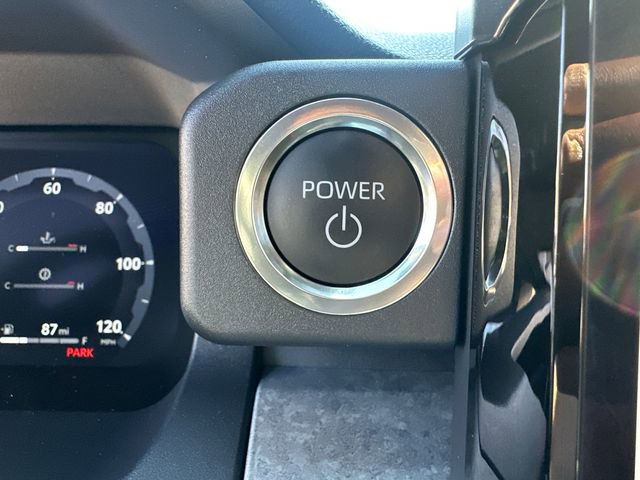 Used 2025 Toyota 4Runner Trailhunter image 43