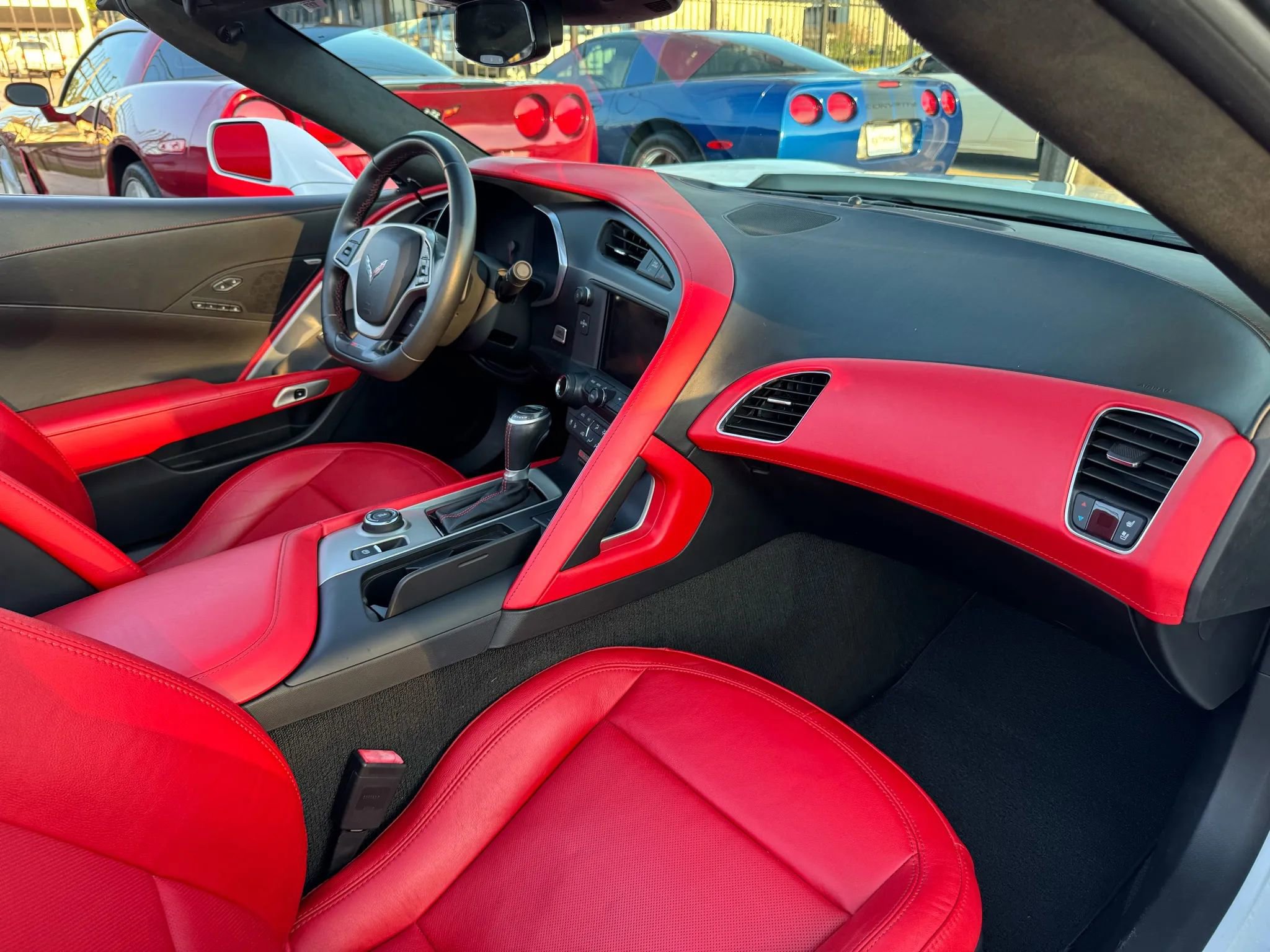 Used 2016 Chevrolet Corvette Z06 w/ 3LZ Preferred Equipment Group image 26