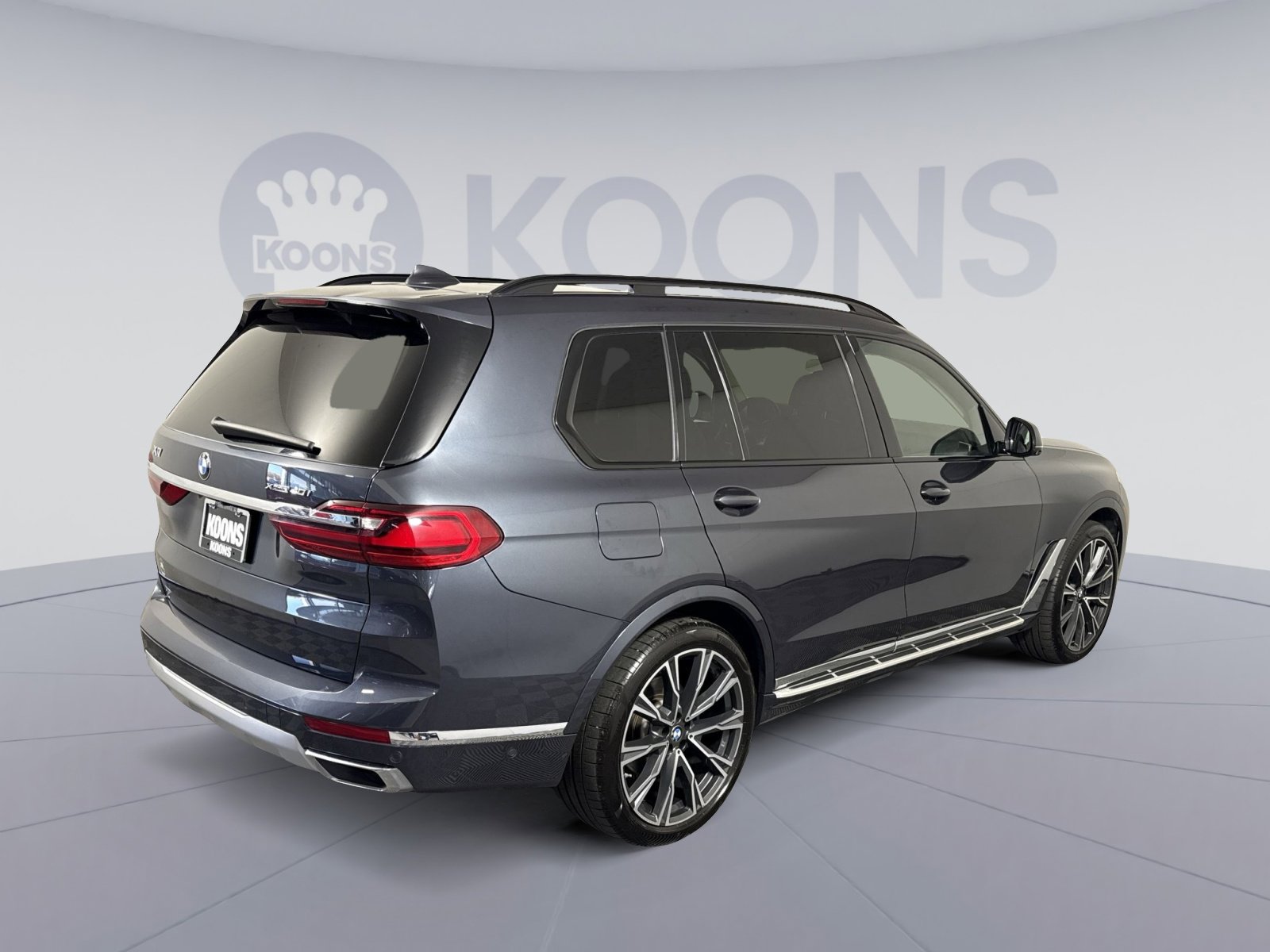 Used 2022 BMW X7 xDrive40i w/ Executive Package image 7
