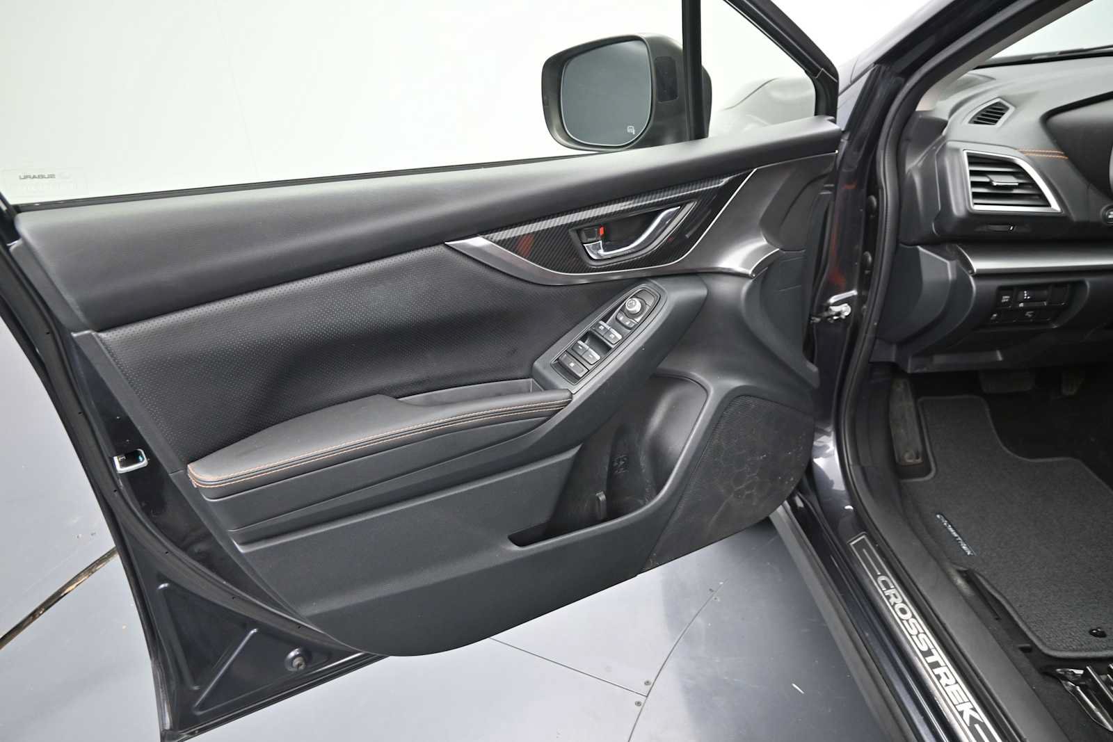 Used 2019 Subaru Crosstrek 2.0i Limited w/ Moonroof Package AWD/4WD image 11