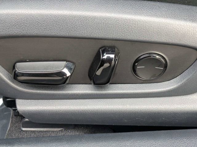 Used 2024 Lexus ES 350 w/ Premium Package FWD image 18